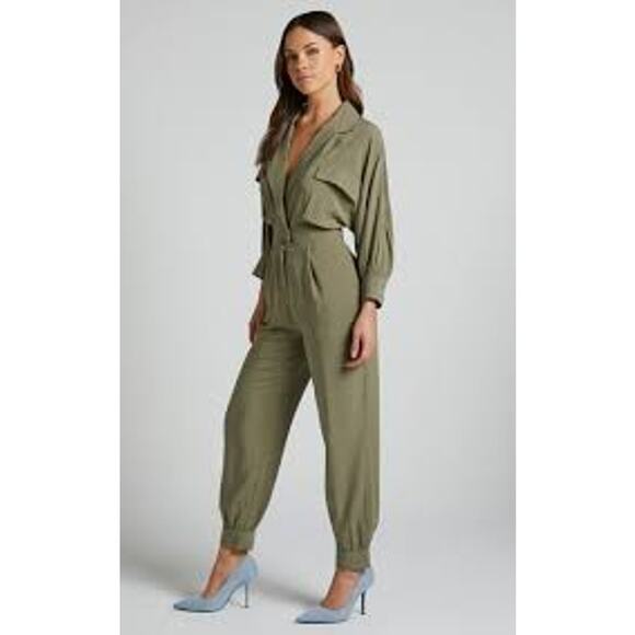 SHOWPO Ayelin Romper Size US 4 Small S Sage Green UTILITY-CHIC MINIMALIST LINEN - Picture 7 of 7